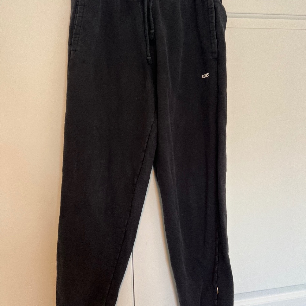 Levis Sweat Pants - Men's Medium